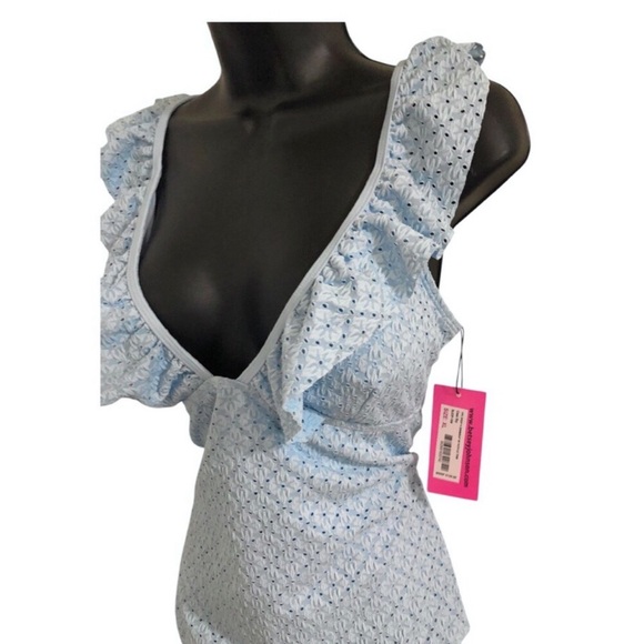 Betsey Johnson Clear sky blue 1piece Ruffle strap eyelet Swimsuit‎ size medium - Picture 15 of 16
